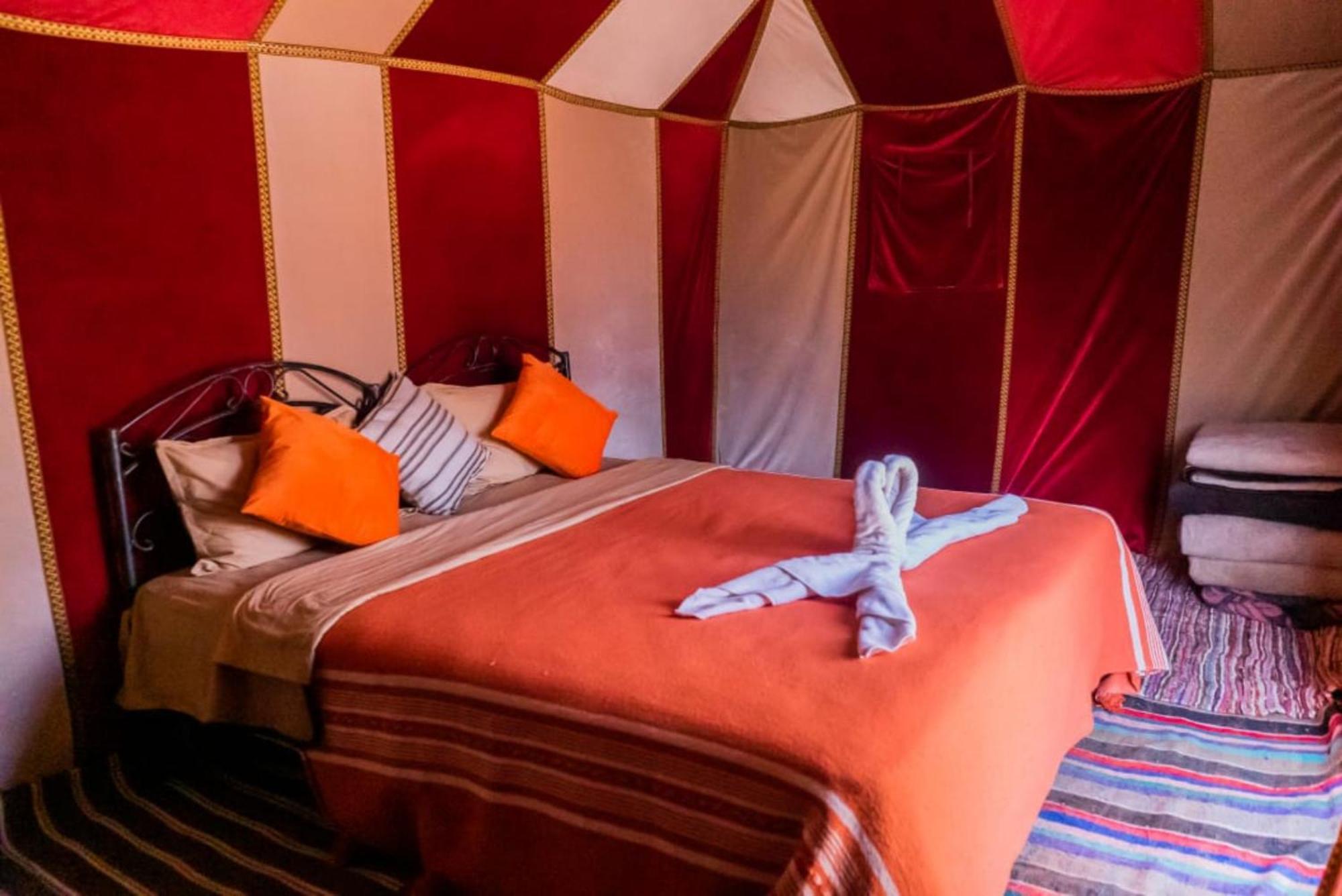 Holiday Desert Camp 메르주가 외부 사진