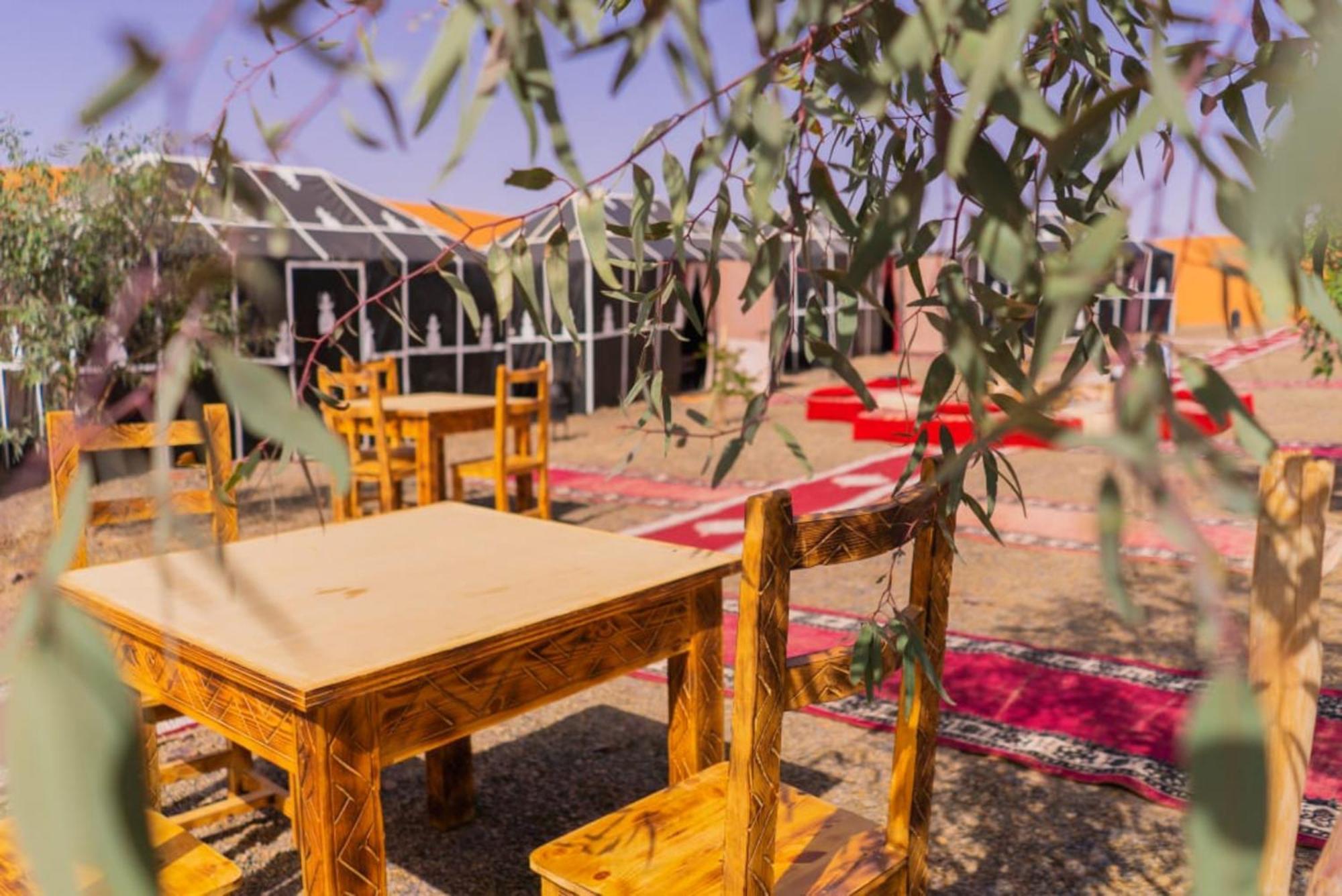 Holiday Desert Camp 메르주가 외부 사진